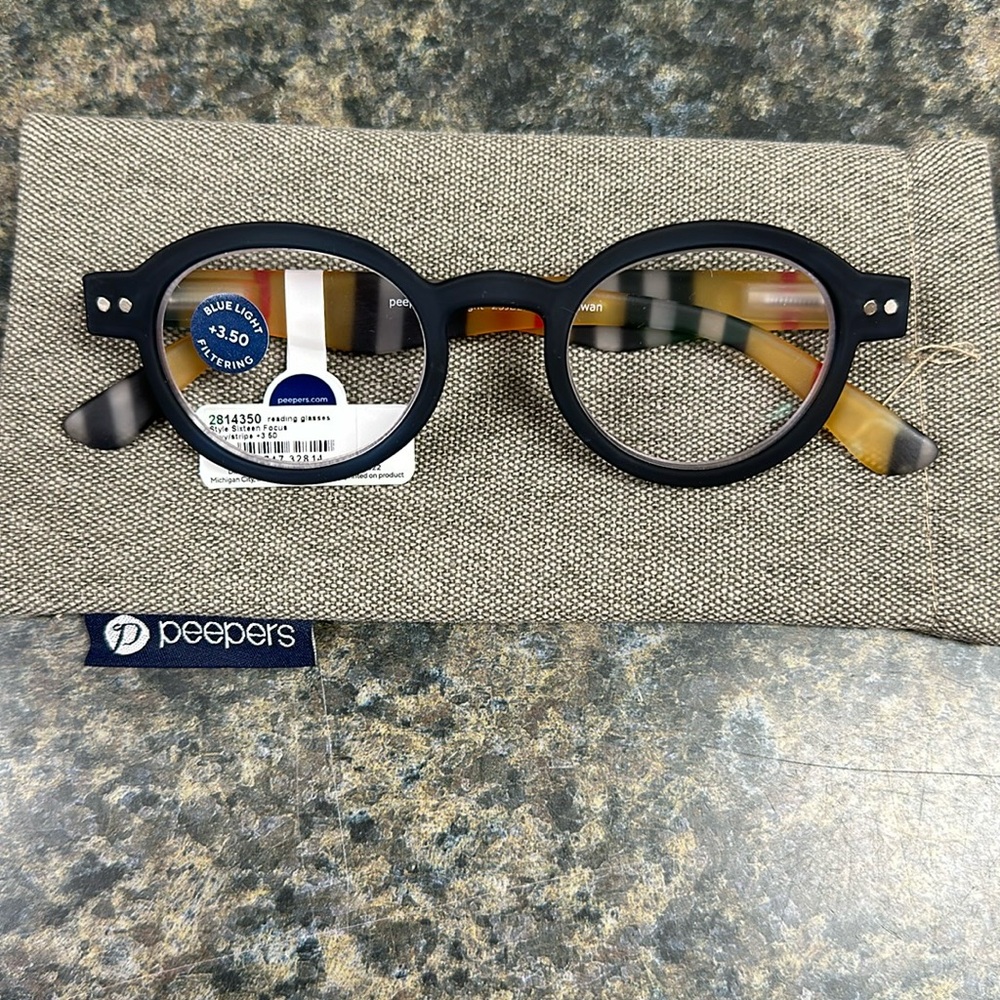 Peepers Style Sixteen, Burberry-ish Navy StripeLimited Ed +3.50